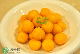 炸元宵是蒸完再炸嗎？速凍元宵怎么炸？