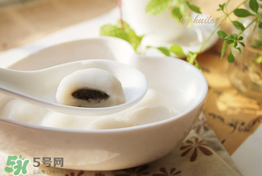 坐月子可以吃湯圓嗎？坐月子可以吃黑芝麻湯圓嗎？