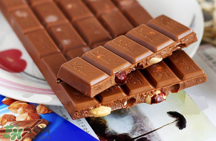 瑞士蓮巧克力是lindt還是lindor？瑞士蓮巧克力有幾種口味？