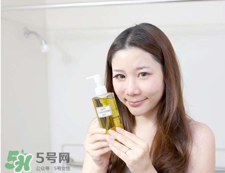 什么樣的卸妝油好用？怎樣選擇卸妝油？