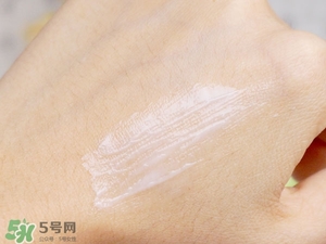 悅詩風(fēng)吟面霜的正確使用方法 悅詩風(fēng)吟的面霜怎么用 悅詩風(fēng)吟面霜的正確使用方法 悅詩風(fēng)吟的面霜怎么用