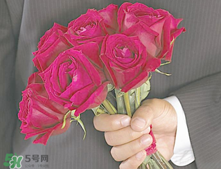 男朋友不在身邊怎樣過(guò)情人節(jié)？情人節(jié)沒(méi)有男朋友怎么過(guò)？