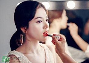 情人節(jié)送一支口紅合適嗎？情人節(jié)送口紅送幾支合適？