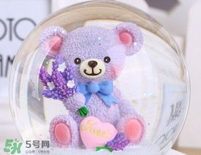 學(xué)生送什么情人節(jié)禮物？適合學(xué)生的情人節(jié)禮物有哪些？