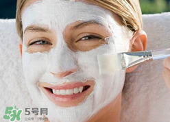 蛋黃面膜好還是蛋清好？蛋黃面膜和蛋清面膜有什么區(qū)別