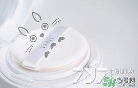 vant氣墊cc黑色和白色哪款好？vant36.5氣墊cc黑色和白色區(qū)別