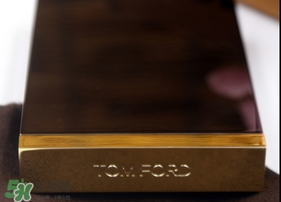 tom ford眼影怎么查批號(hào)？tom ford眼影保質(zhì)期