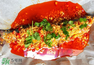 紙包魚用的什么紙？做紙包魚的紙什么紙？