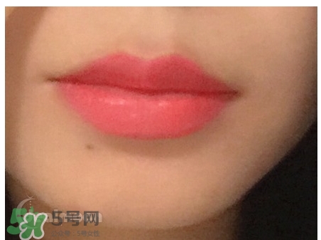 tom ford和紀(jì)梵希哪個好？tom ford口紅和紀(jì)梵希哪個好用？