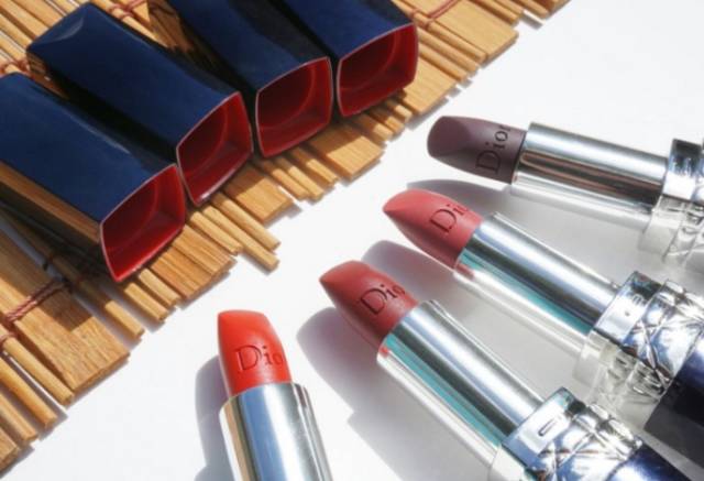 tom ford和迪奧哪個好？tom ford口紅和dior口紅哪個好？