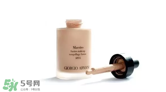 tom ford和阿瑪尼哪個好？tom ford和阿瑪尼口紅唇釉哪個好？