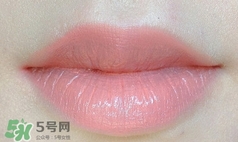 卡唇紋是什么意思？卡唇紋怎么辦？