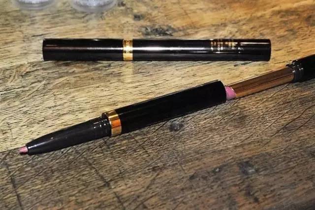 tom ford和迪奧哪個好？tom ford口紅和dior口紅哪個好？