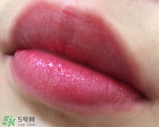 tom ford和mac哪個好？tom ford口紅和mac口紅哪個好？