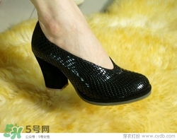 3月份穿什么鞋子？三月份穿什么鞋？