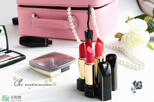 蘭蔻菁純唇膏怎么打開？蘭蔻口紅蓋子怎么打開？