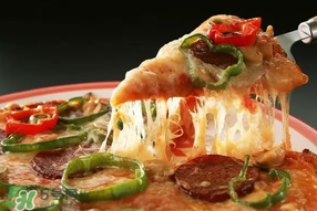 披薩紙盒能放微波爐嗎？盒裝披薩怎么加熱？