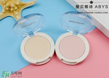 悅詩風(fēng)吟高光修容粉色號(hào)試色 悅詩風(fēng)吟高光修容粉試色圖