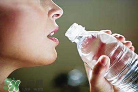 喝開水能預(yù)防禽流感嗎？多喝水可以預(yù)防禽流感嗎？