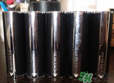 紀(jì)梵希小羊皮是啞光嗎？紀(jì)梵希小羊皮干不干？