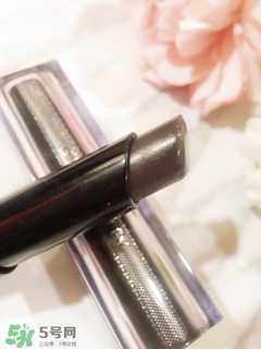 紀(jì)梵希小羊皮和ysl哪個(gè)好？紀(jì)梵希小羊皮和ysl口紅對比