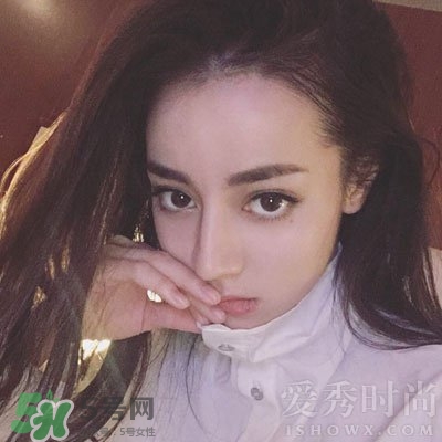 煙熏玫瑰色適合什么膚色？煙熏玫瑰色口紅適合黃皮嗎？