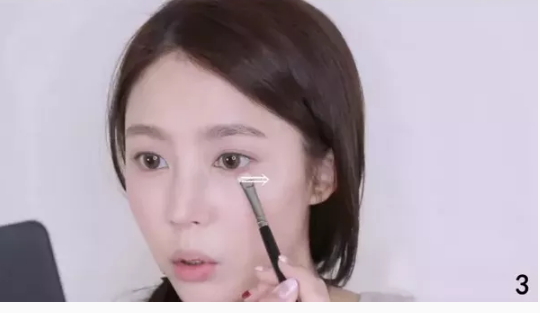 干玫瑰色妝容怎么化？干玫瑰色妝容畫法步驟