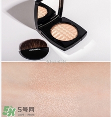 香奈兒2017珍珠光感限量彩妝有哪些？香奈兒2017珍珠光感彩妝價格