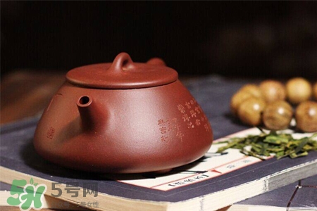 如何清洗紫砂壺茶垢？紫砂壺的茶垢怎么清洗？