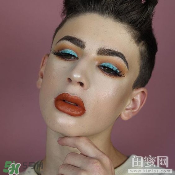 豆沙色和南瓜色的區(qū)別 豆沙色和南瓜色哪個好看？