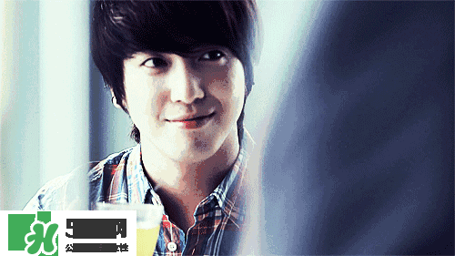 紅棕色是什么顏色？紅棕色口紅試色