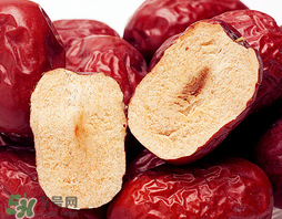 灰棗和和田棗哪個(gè)補(bǔ)血？灰棗和和田棗的區(qū)別