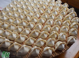 餃子餡發(fā)苦怎么處理？肉餃子餡苦是為什么？