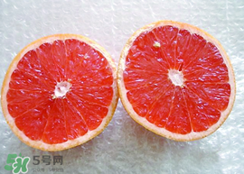 橙子里有紅絲能吃嗎？橙子里有紅絲的是什么？