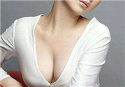 自體脂肪豐胸有風(fēng)險(xiǎn)嗎？自體脂肪豐胸的危害