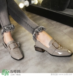 4月份穿什么鞋子？四月份鞋子搭配