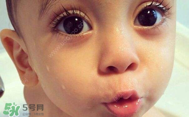 割雙眼皮疼不疼？割雙眼皮疼幾天能好？