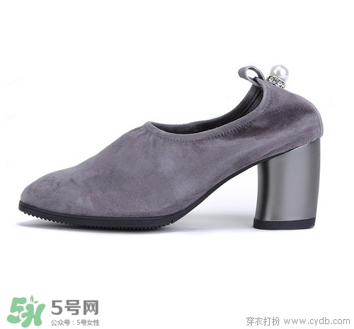 4月份穿什么鞋子？四月份鞋子搭配