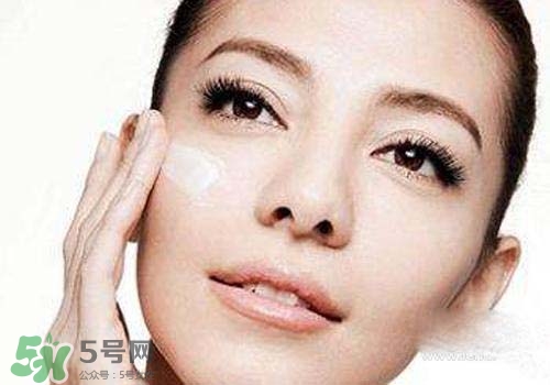 補(bǔ)水霜可以晚上用嗎？補(bǔ)水霜晚上怎么用？