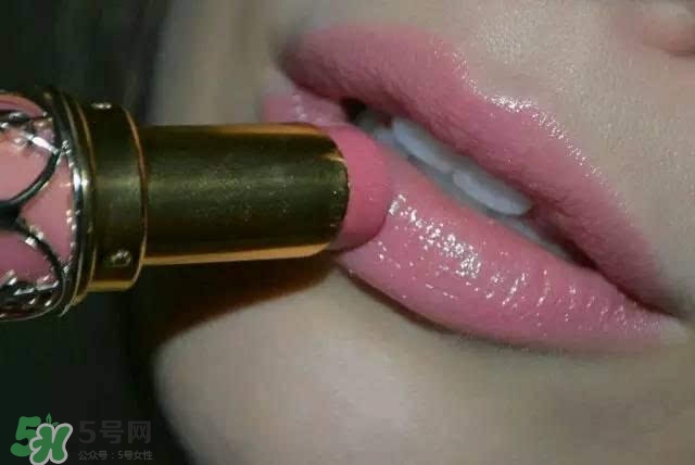 櫻花粉是什么顏色？櫻花粉口紅試色