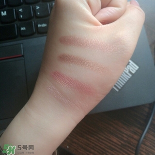 名創(chuàng)優(yōu)品眼影怎么樣？名創(chuàng)優(yōu)品眼影好用嗎？