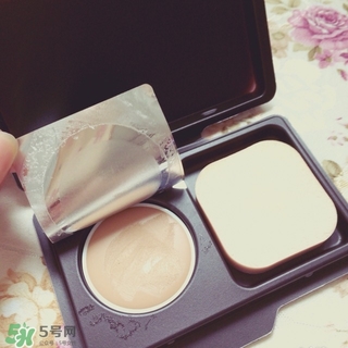 excia蜂漿粉膏粉餅怎么用？excia蜂漿粉膏粉餅使用方法