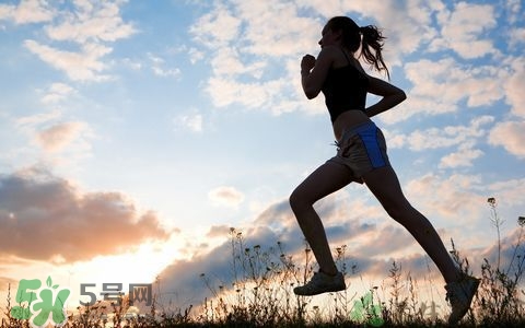 跑步岔氣了怎么辦？跑步岔氣怎么回事