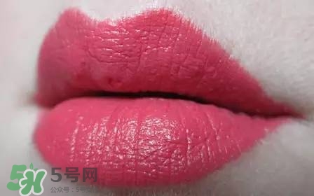 珊瑚紅口紅是什么顏色？珊瑚紅口紅試色