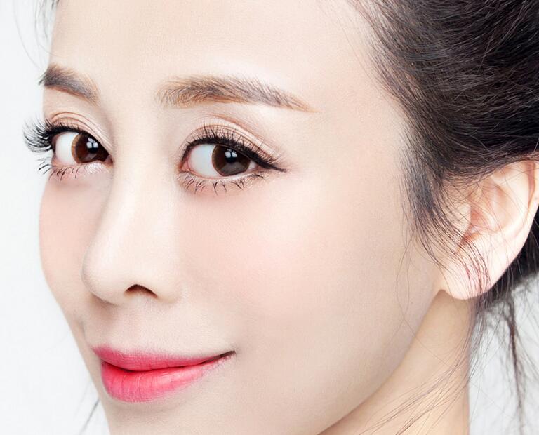 哪些人需要開眼角？需要開眼角的眼睛圖片