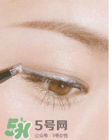 眼線珠光好還是啞光好？眼線珠光啞光區(qū)別