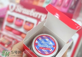 愛(ài)麗小屋唇部磨砂膏怎么樣？愛(ài)麗小屋唇部磨砂膏和悅詩(shī)風(fēng)吟哪個(gè)好？