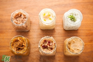 唇部磨砂膏多久用一次？唇部磨砂膏可以天天用嗎？