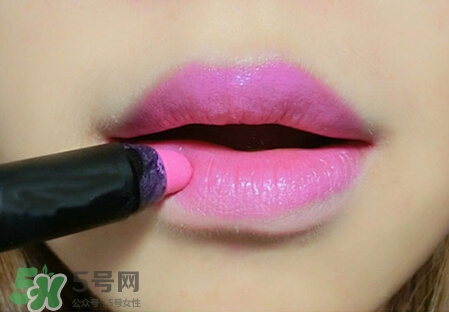啞光和霧面哪個好？啞光口紅和霧面口紅區(qū)別