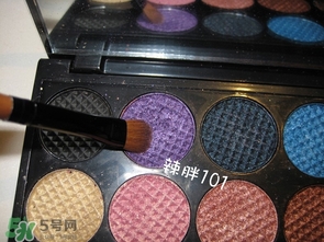 啞光眼影怎么畫？啞光眼影畫法步驟圖解